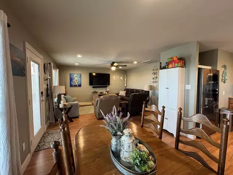 Dining - 1012 Camp St #A, Dulac, LA 70353 photo 1 of 1