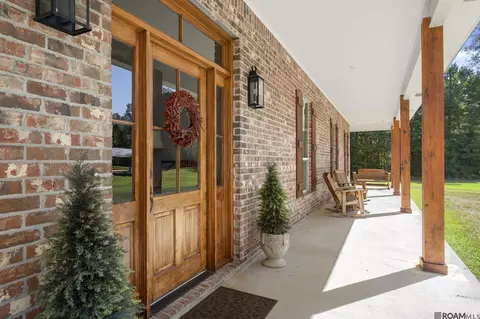 Exterior - 15693 Alphonse Forbes Rd, Pride, LA 70770 photo 10 of 10