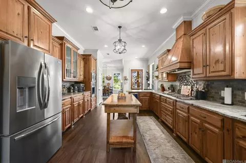 Kitchen - 15693 Alphonse Forbes Rd, Pride, LA 70770 photo 3 of 4