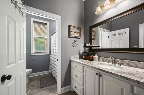 Bath - 15693 Alphonse Forbes Rd, Pride, LA 70770 photo 1 of 5