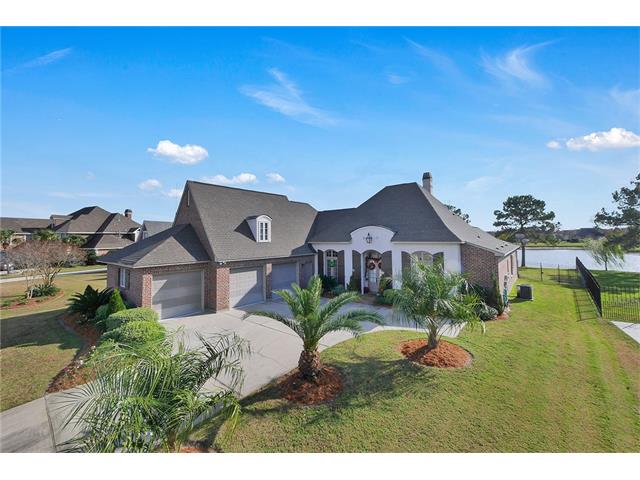 444 E Honors Point Ct, Slidell, LA 70458 photo 1