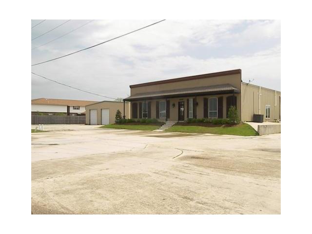 4632 Pontchartrain Dr, Slidell, LA 70458 photo 1
