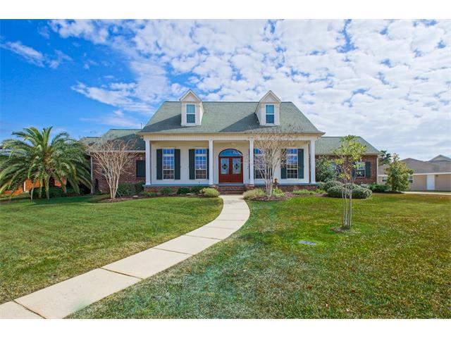 203 Valiant Ln, Slidell, LA 70458 photo 1