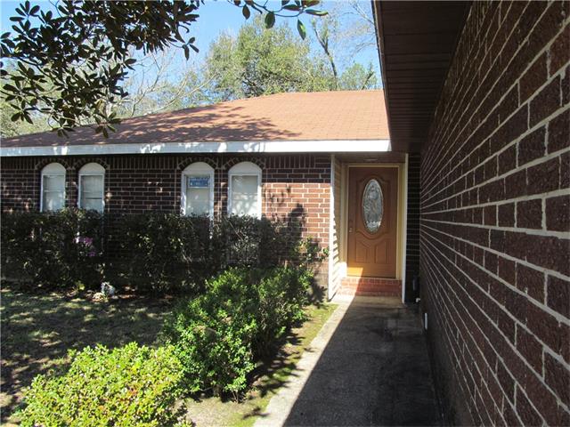 110 Foxbriar St, Slidell, LA 70461 photo 1