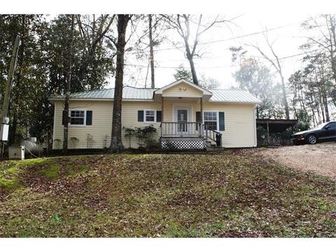 1028 Waterfall Dr, Mccomb, MS 39648 photo 1
