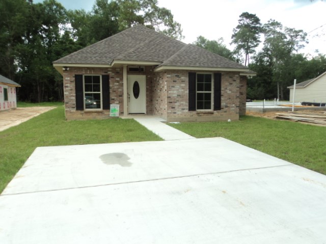 59568 Spring Dr, Slidell, LA 70461 photo 1