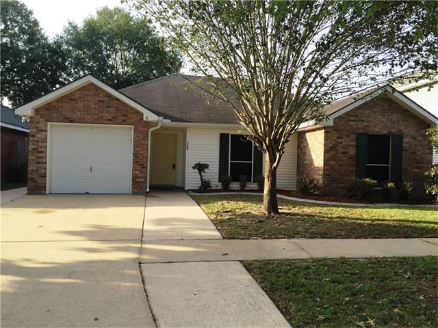 388 N Suncrest Loop, Slidell, LA 70458 photo 1