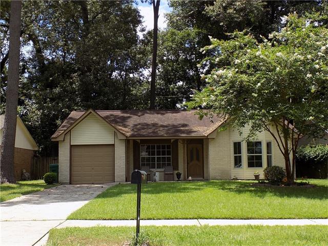 211 Forest Loop Dr, Mandeville, LA 70471 photo 1