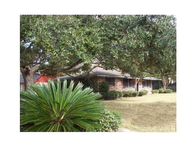 1286 St Christopher St, Slidell, LA 70460 photo 1