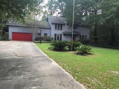 1250 St Christopher Dr, Slidell, LA 70460 photo 1