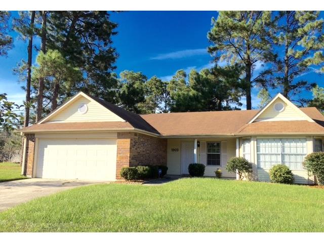 1903 Hempstead Dr, Slidell, LA 70461 photo 1