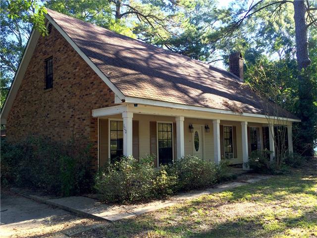 100 Robinhood Dr, Covington, LA 70433 photo 1