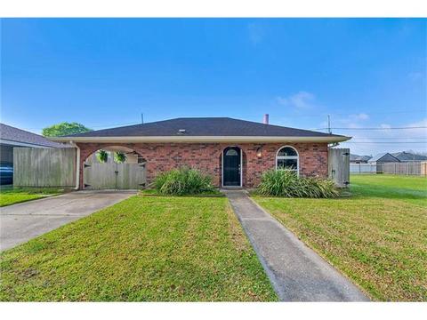 34 E Carmack Dr, Chalmette, LA 70043 photo 1