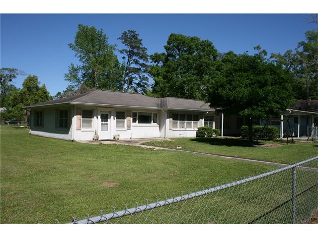 2411 Monroe St, Mandeville, LA 70448 photo 1