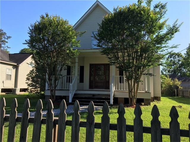 1109 W 16th Ave, Covington, LA 70433 photo 1