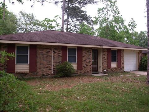 2137 Middle Dr, Slidell, LA 70458 photo 1