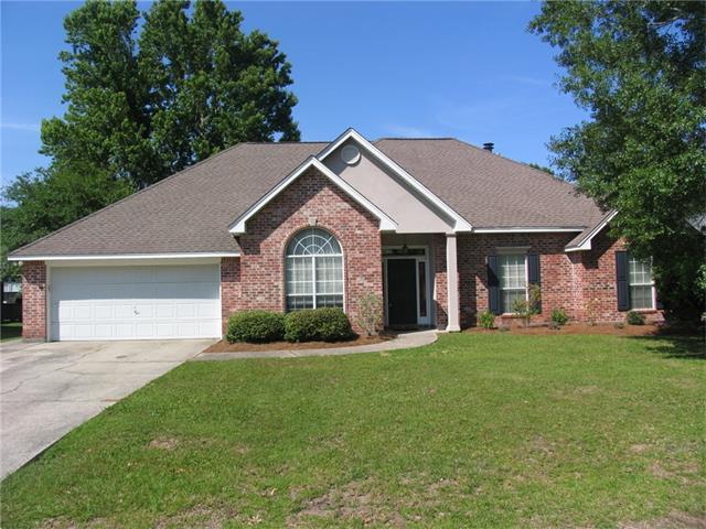 3031 Pine Pl, Mandeville, LA 70448 photo 1