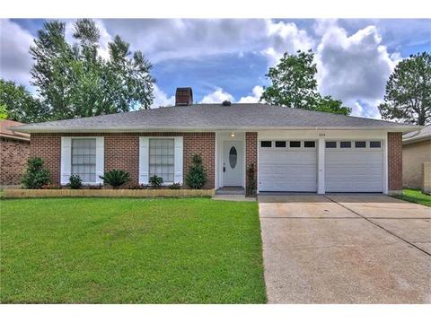 204 Bishops Dr, Slidell, LA 70458 photo 1