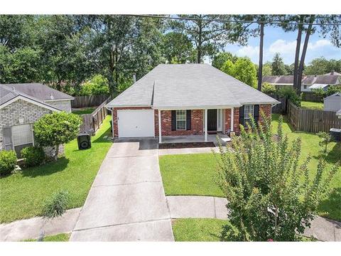 380 N Suncrest Loop, Slidell, LA 70458 photo 1