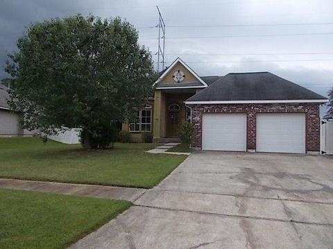 311 Spartan Loop, Slidell, LA 70458 photo 1