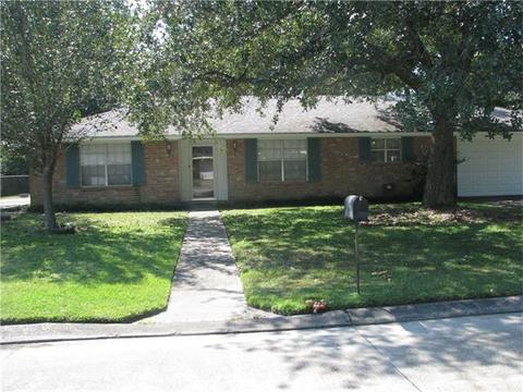 221 Loop Dr, Slidell, LA 70458 photo 1