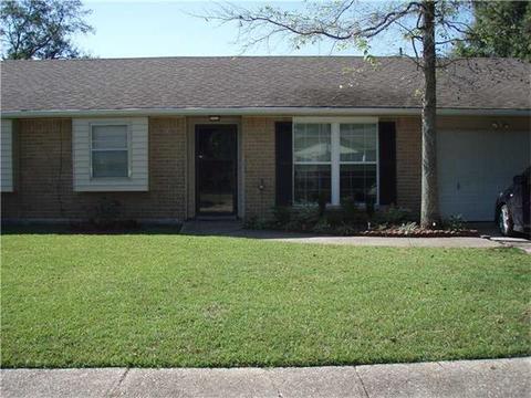 127 Heather Dr, Slidell, LA 70458 photo 1