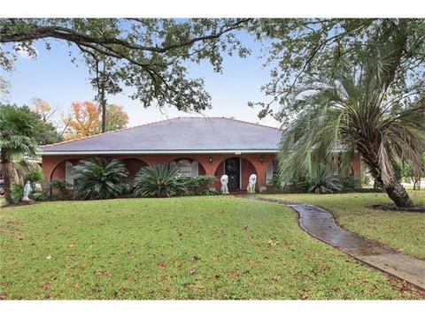 604 Oak St, Norco, LA 70079 photo 1