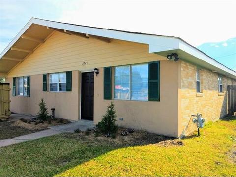 2525 Uranus Dr, Violet, LA 70092 photo 1