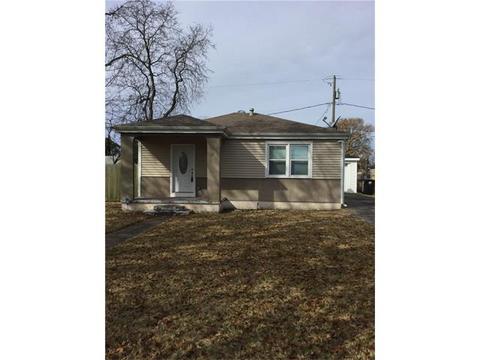 32 E Chalmette Cir, Chalmette, LA 70043 photo 1