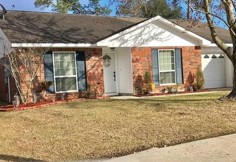 110 Bishops Dr, Slidell, LA 70458 photo 1