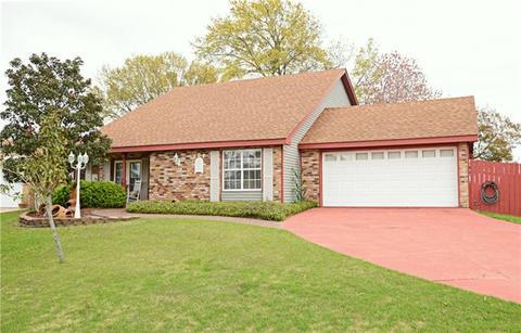 207 Lorelei Cir, Slidell, LA 70458 photo 1
