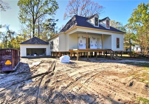 320 Scotchpine Dr, Mandeville, LA 70471 photo 1