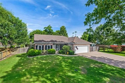 1560 Rapatel St, Mandeville, LA 70448 photo 1
