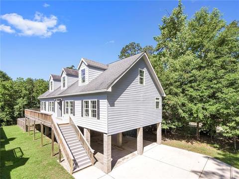 18082 Derbes Dr, Covington, LA 70433 photo 1
