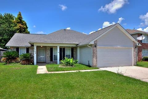1759 Chancer Ln, Slidell, LA 70461 photo 1
