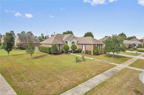 101 Spartan Loop, Slidell, LA 70458 photo 1