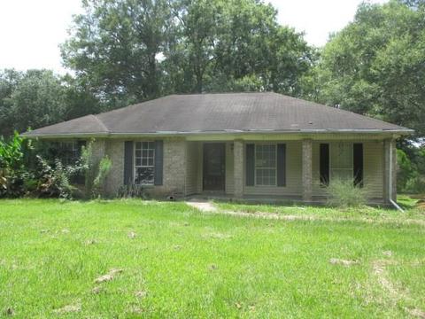 45165 Gomez Rd, Robert, LA 70455 photo 1
