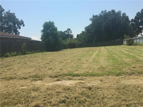 5 Jamie Ct, Violet, LA 70092 photo 1