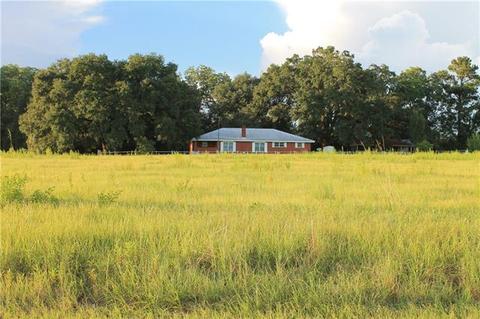 25201 Shubert Ln, Covington, LA 70435 photo 1