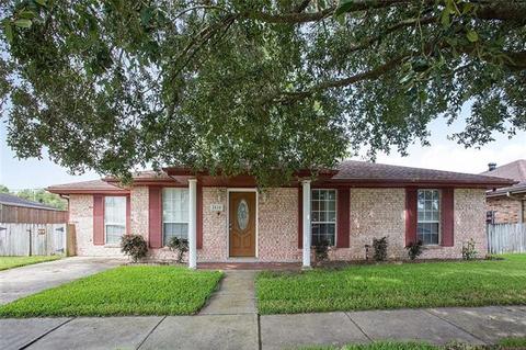2416 Edgar Dr, Violet, LA 70092 photo 1
