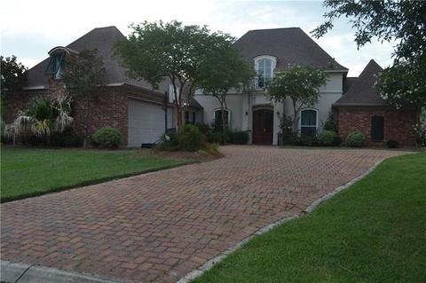 261 Masters Point Ct, Slidell, LA 70458 photo 1