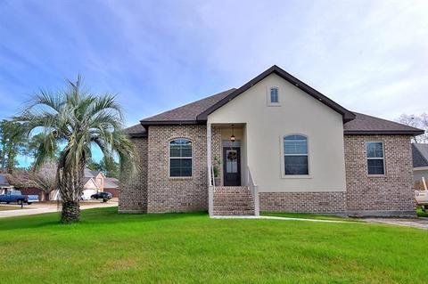 1101 Devonshire Dr, Slidell, LA 70461 photo 1