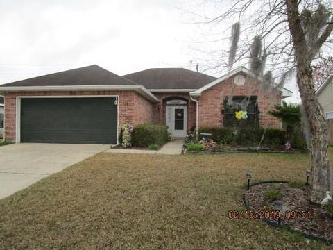 126 Dillon Dr, Slidell, LA 70461 photo 1