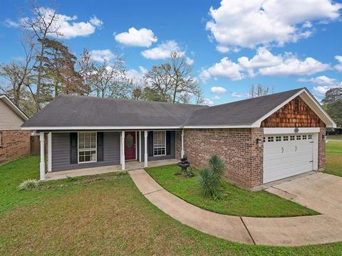 430 Forest Loop, Mandeville, LA 70471 photo 1