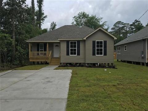 451 Edgewood Dr, Slidell, LA 70460 photo 1