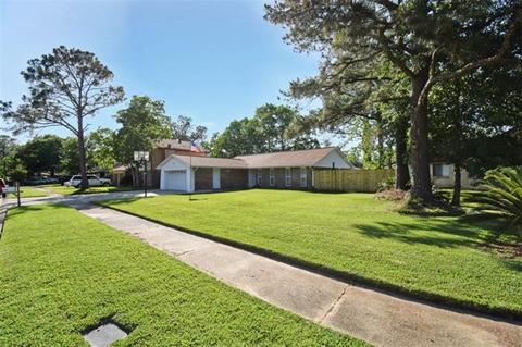 207 Somerset Dr, Slidell, LA 70461 photo 1