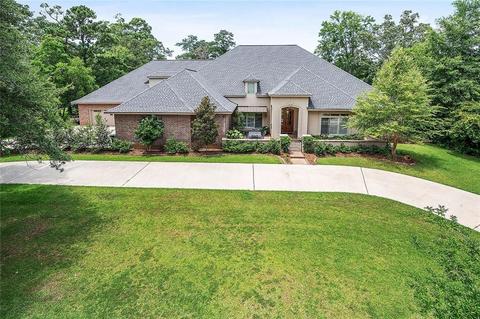 202 Tchefuncte Dr, Covington, LA 70433 photo 1