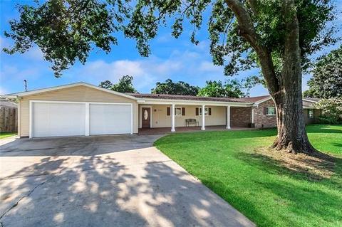 302 St John St, Luling, LA 70070 photo 1