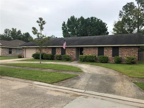 115 Crescentwood Loop, Slidell, LA 70458 photo 1