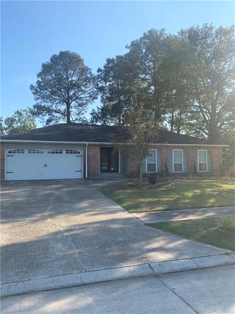 223 Crescentwood Loop, Slidell, LA 70458 photo 1